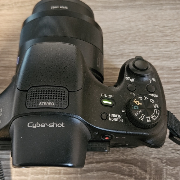 Sony DSC-HX350 20.4MP Camera - Picture 7 of 8